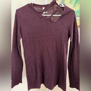 LANSTON Long Sleeve Cut Out Shoulder Tee Shirt. NWT. Size XS